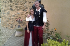 mariage feodal chateau aiguilles (16)